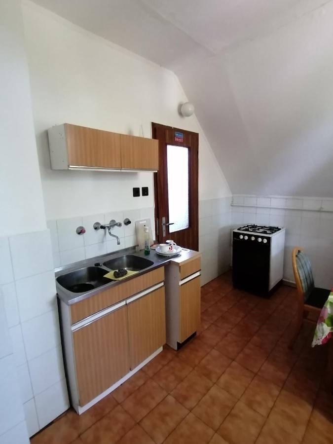 Malomtavi Vendeghaz Apartment Tapolca Exterior photo